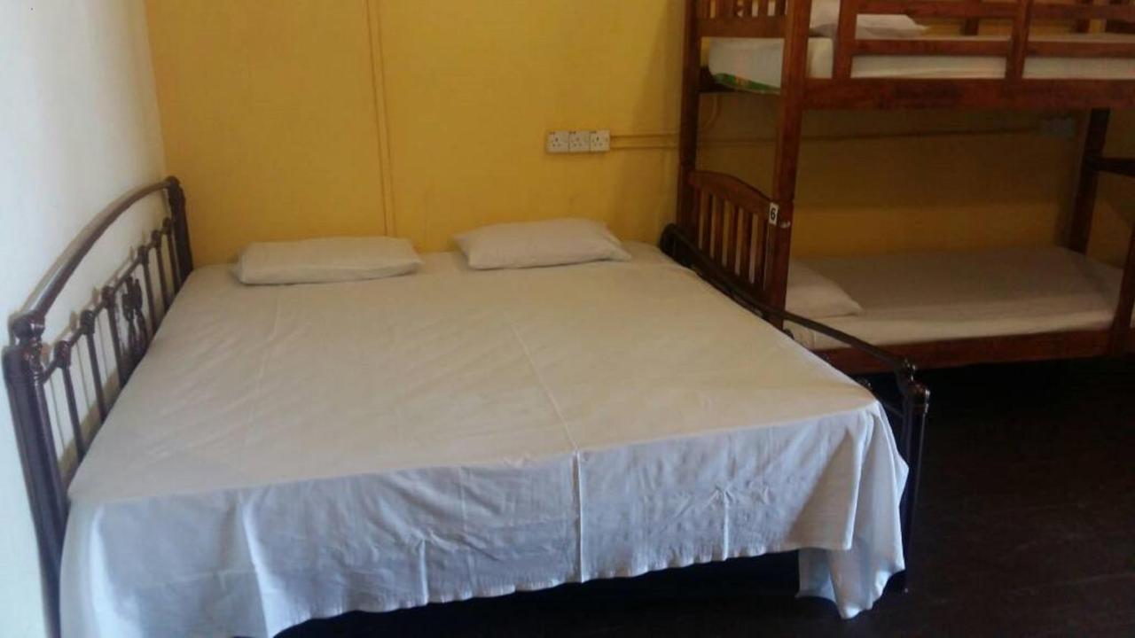 Cocoa Mews Cafe And Homestay George Town Kültér fotó