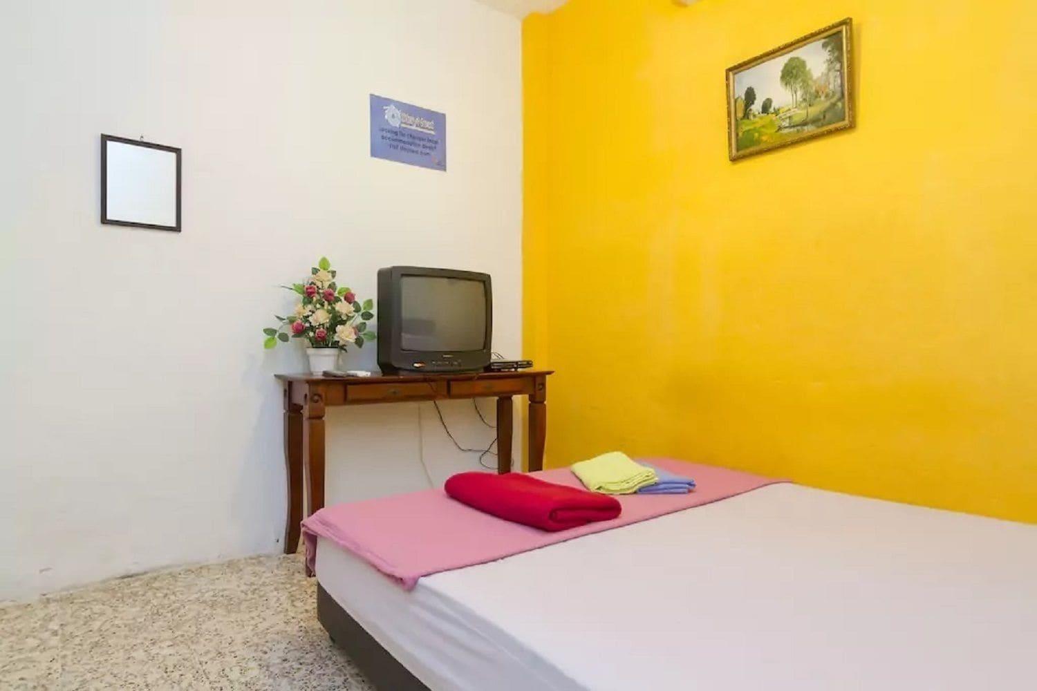 Cocoa Mews Cafe And Homestay George Town Kültér fotó