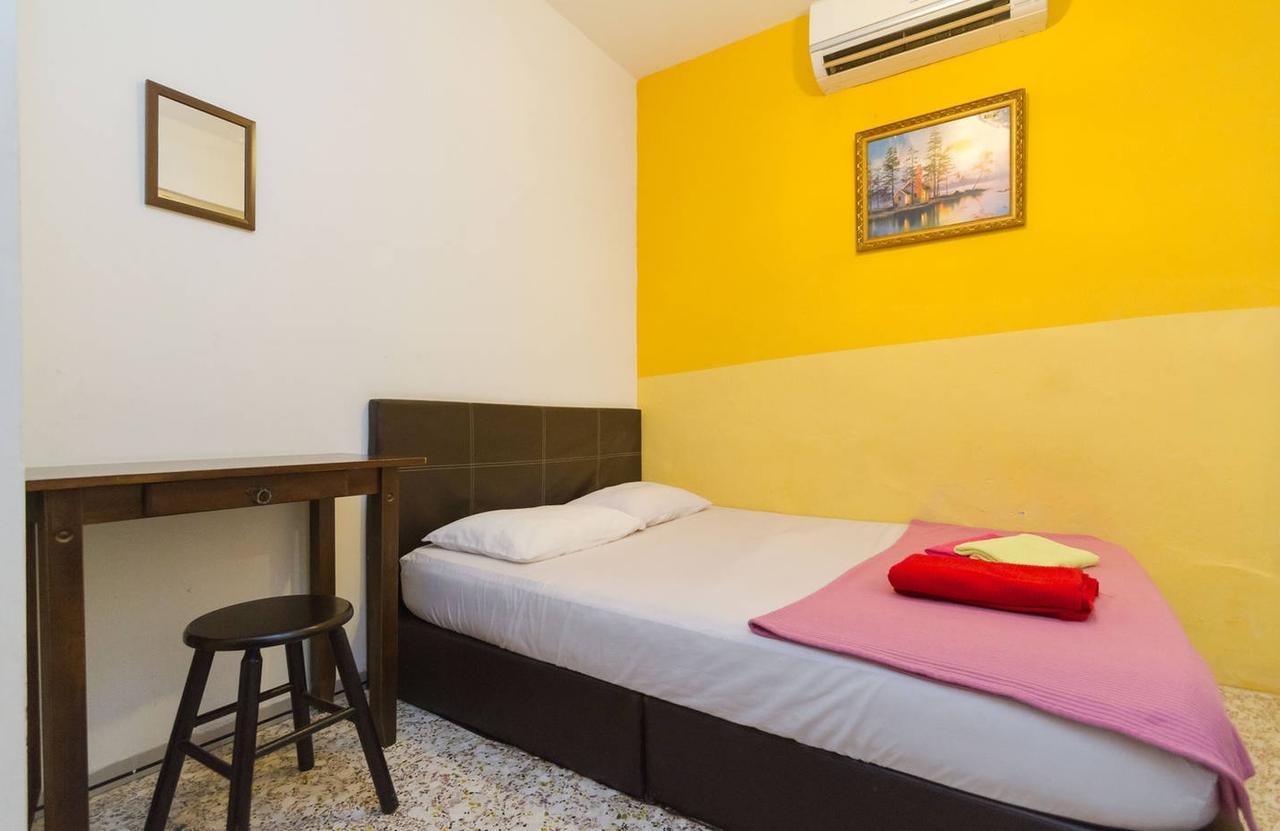 Cocoa Mews Cafe And Homestay George Town Kültér fotó