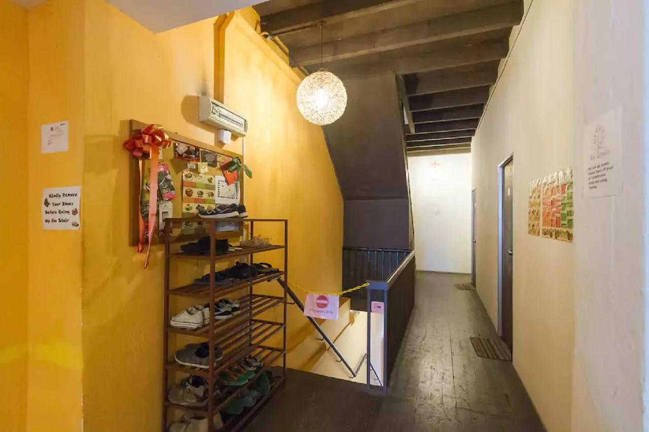 Cocoa Mews Cafe And Homestay George Town Kültér fotó