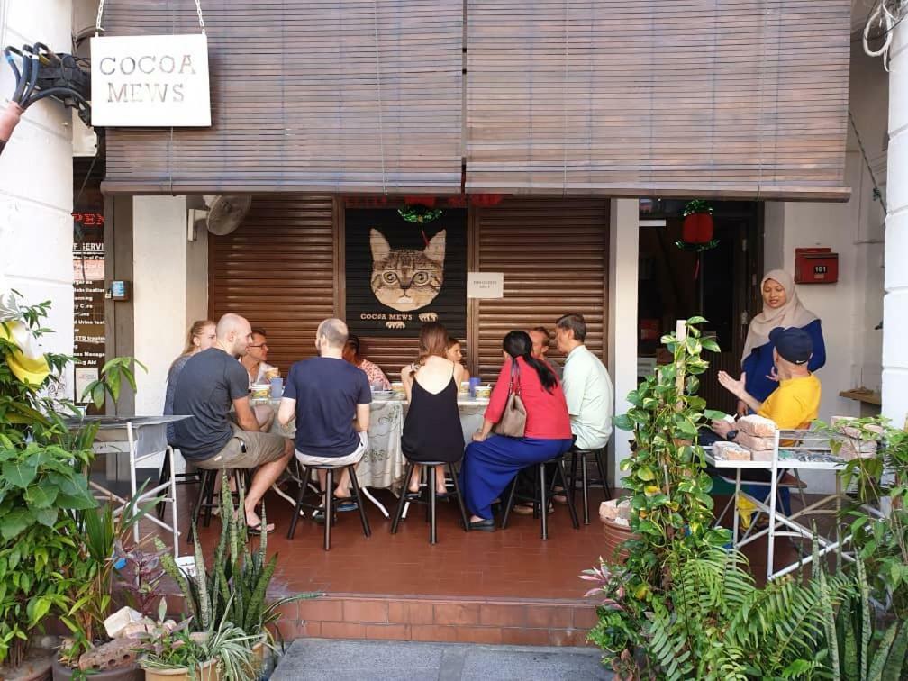 Cocoa Mews Cafe And Homestay George Town Kültér fotó